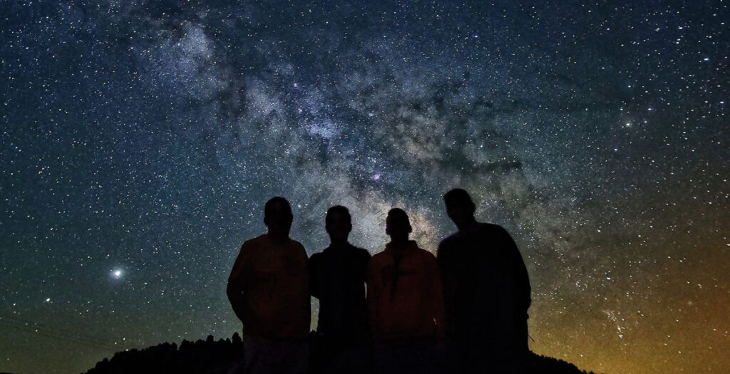 Mirar las estrellas